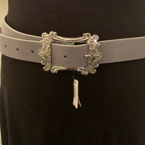 WHITE HOUSE BLACK MARKET NEW GRAY SUEDE BELT